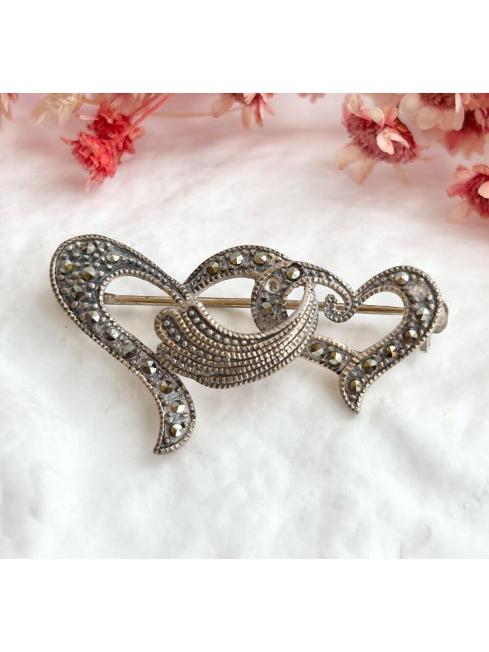 Art Deco Double Heart Shaped Marcasite Sterling Silver Vintage 925 Brooch